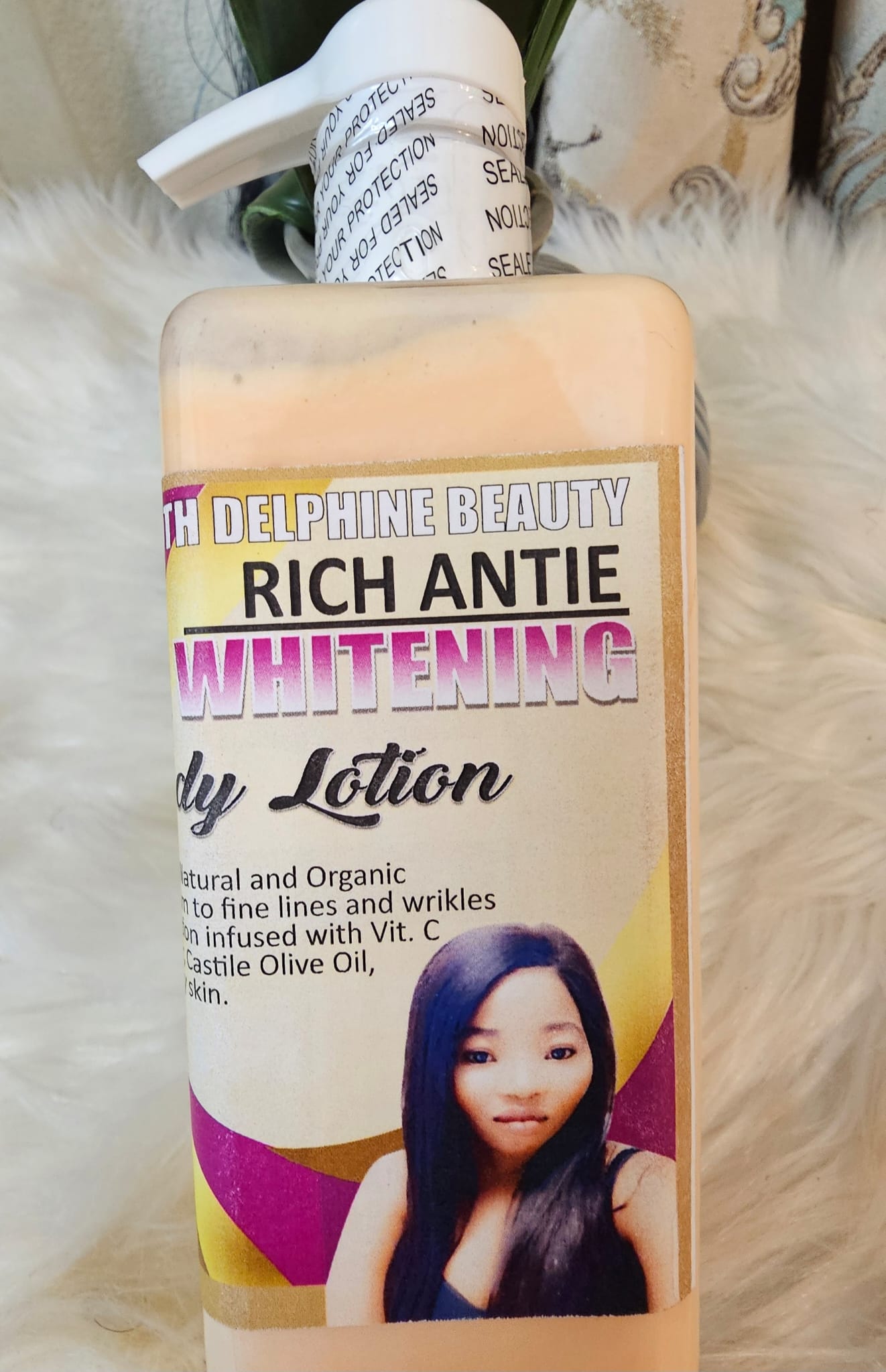 VIP RICH AUNTIE SUPER WHITENING BODY LOTION